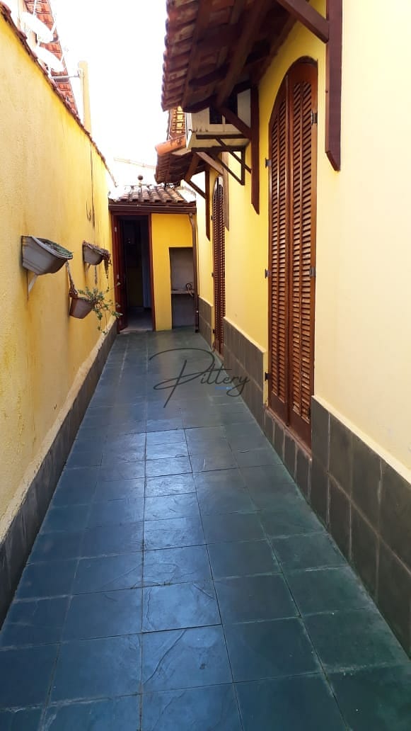 Casa à venda com 4 quartos, 292m² - Foto 3