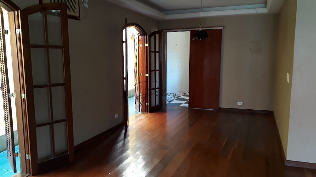 Casa à venda com 4 quartos, 292m² - Foto 8