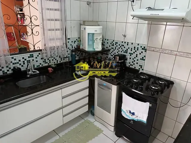 Casa com 180m² 2 quartos e 1 banheiro, à venda, no bairro Cidade Satélite Íris em Campinas