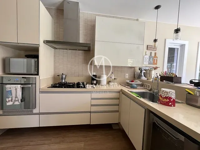 Casa com 600m² 4 quartos e 5 banheiros, à venda, no bairro Vargem Grande em Rio de Janeiro