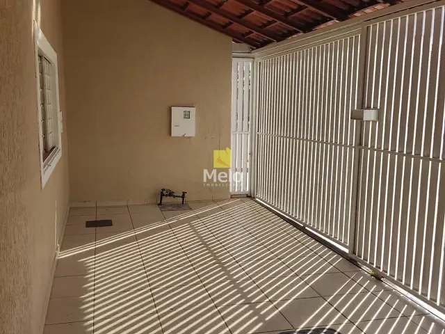 Casa 5 quartos e 1 banheiro, para alugar, no bairro Santa Maria em Brasília