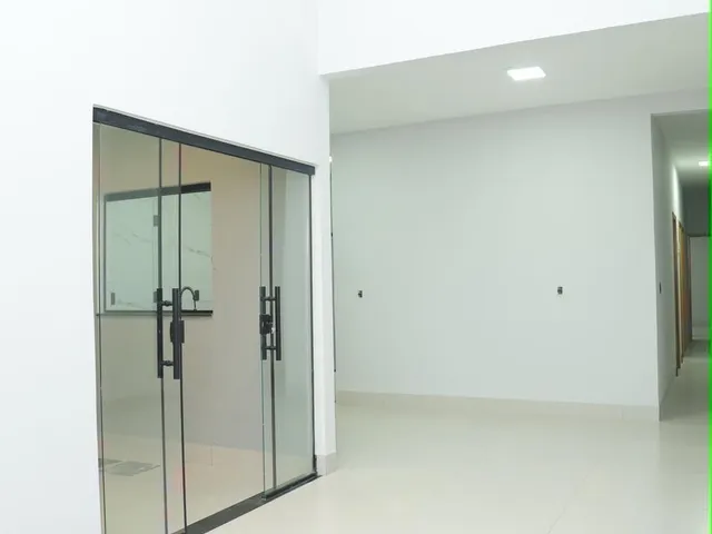 Casa com 180m² 3 quartos e 2 banheiros, à venda, no bairro Residencial Buriti em Senador Canedo