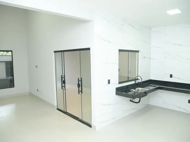 Casa com 180m² 3 quartos e 2 banheiros, à venda, no bairro Residencial Buriti em Senador Canedo