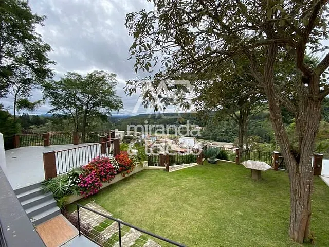 Casa com 798m² 6 quartos e 7 banheiros, à venda, no bairro Pedra Azul em Domingos Martins