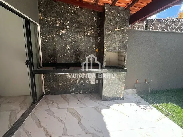 Casa com 180m² 3 quartos e 2 banheiros, à venda, no bairro Pontal Sul - Acréscimo em Aparecida de Goiânia