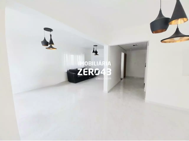 Casa com 246m² 3 quartos e 5 banheiros, à venda, no bairro Hedy em Londrina