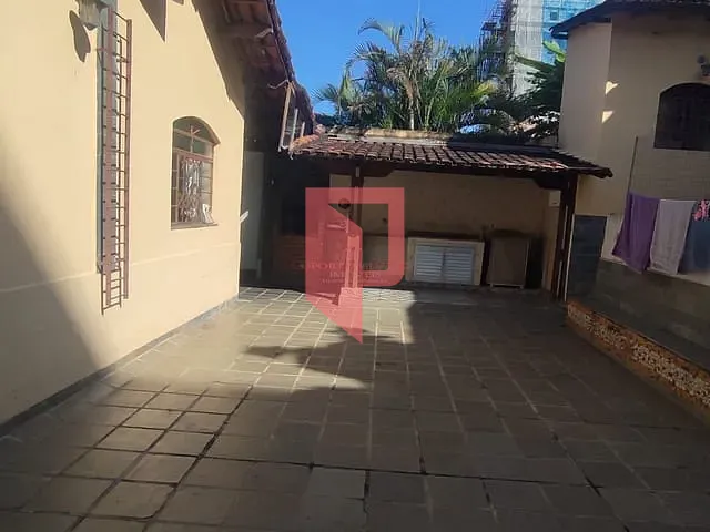 Casa 3 quartos e 2 banheiros, à venda, no bairro Camargos em Belo Horizonte