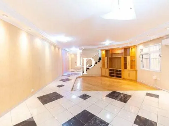 Casa com 288m² 4 quartos e 6 banheiros, à venda ou para alugar, no bairro Parque da Vila Prudente em São Paulo