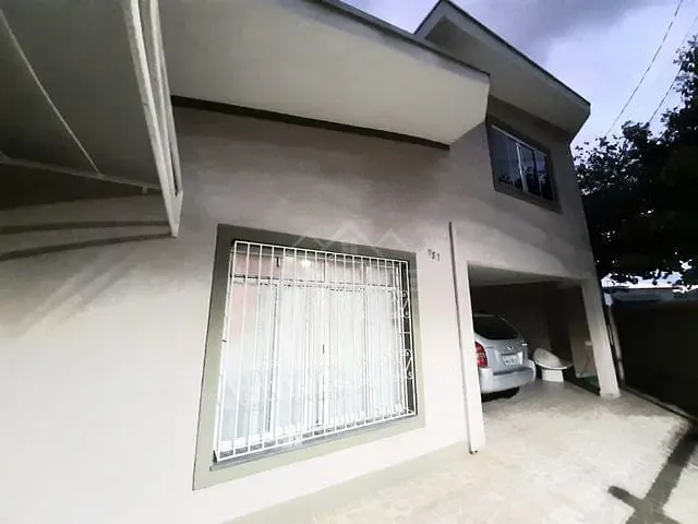 Casa com 278m² 3 quartos e 1 banheiro, à venda, no bairro Jardim São Paulo em Poços de Caldas