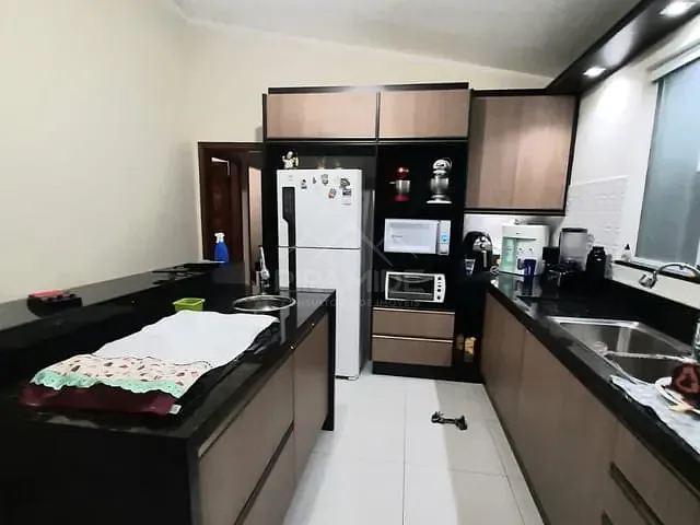 Casa com 278m² 3 quartos e 1 banheiro, à venda, no bairro Jardim São Paulo em Poços de Caldas