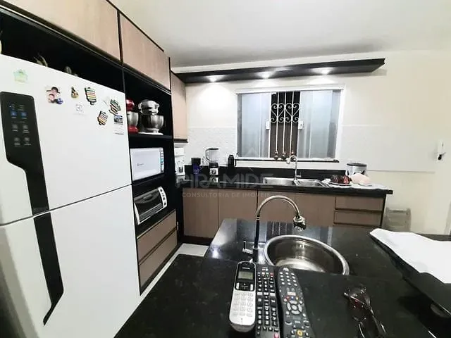 Casa com 278m² 3 quartos e 1 banheiro, à venda, no bairro Jardim São Paulo em Poços de Caldas