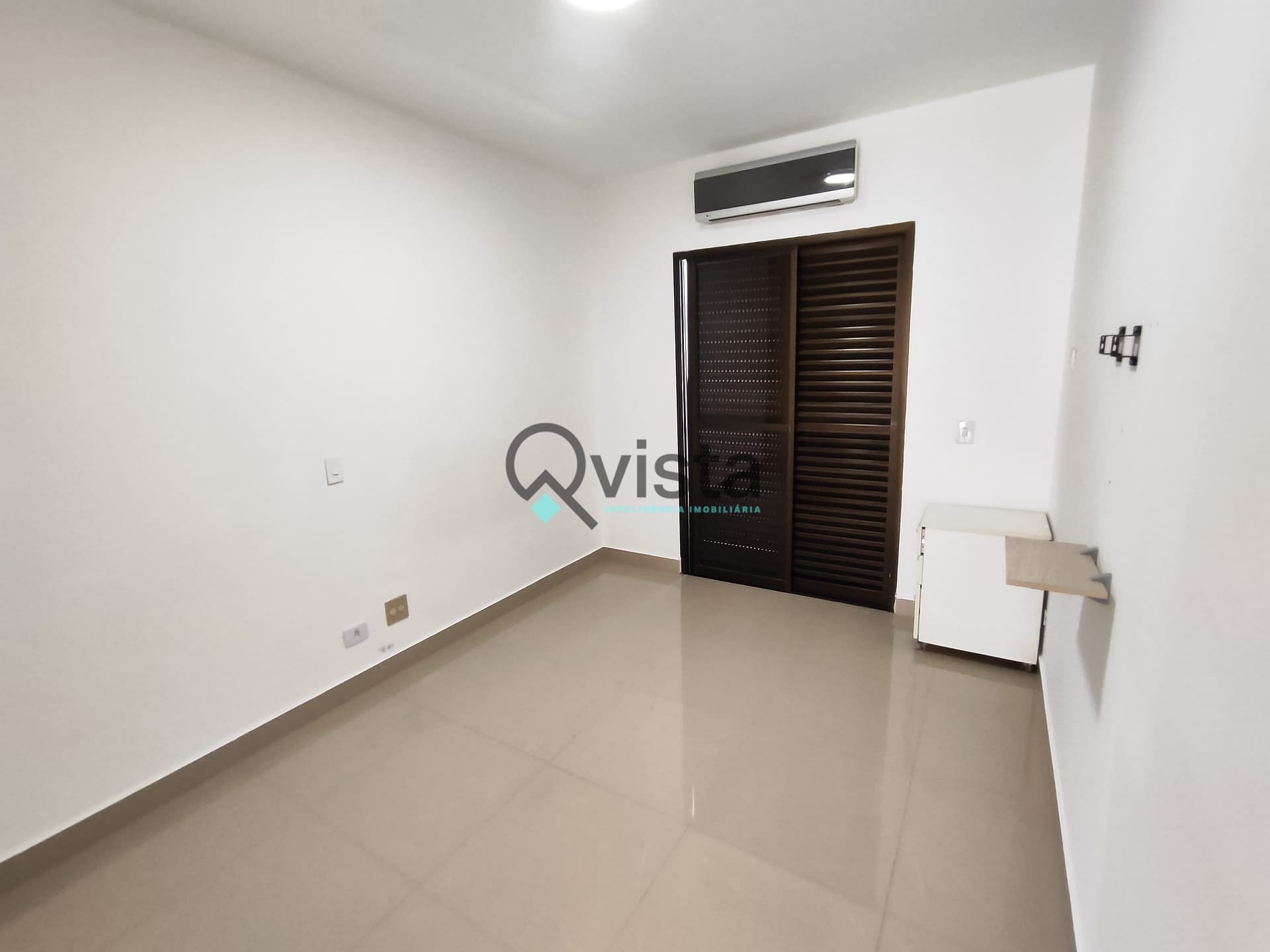Casa, 4 quartos, 298 m² - Foto 35