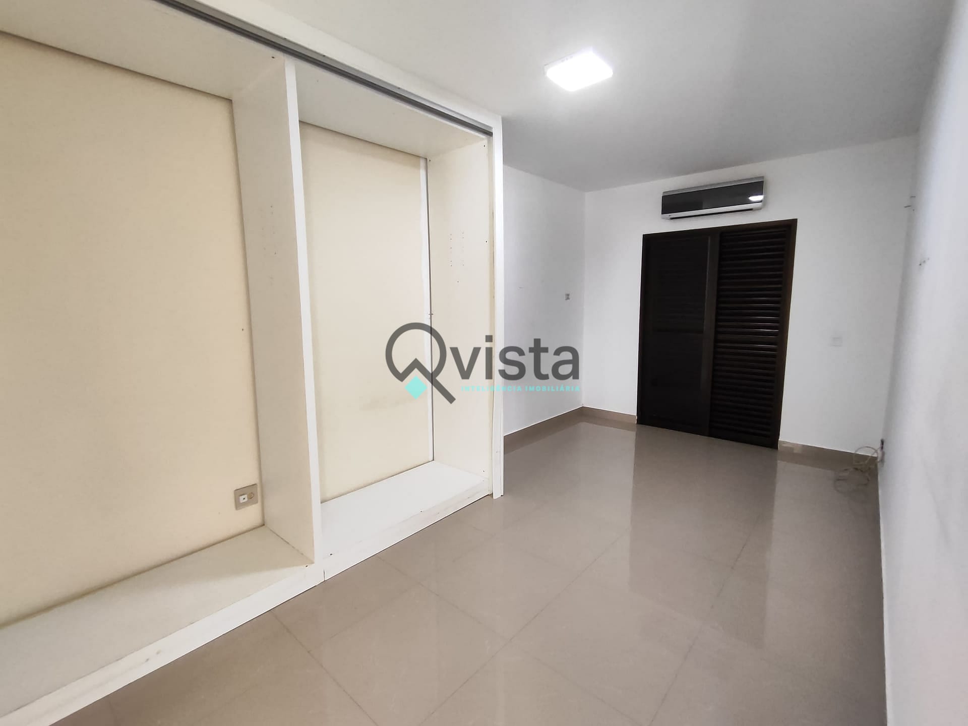 Casa, 4 quartos, 298 m² - Foto 40