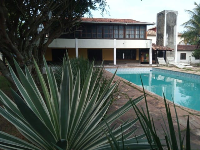 Casa com 500m² 7 quartos e 4 banheiros, à venda, no bairro Extensão do Bosque em Rio das Ostras