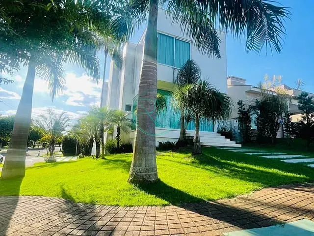 Casa com 400m² 3 quartos e 3 banheiros, à venda, no bairro Operária em Londrina