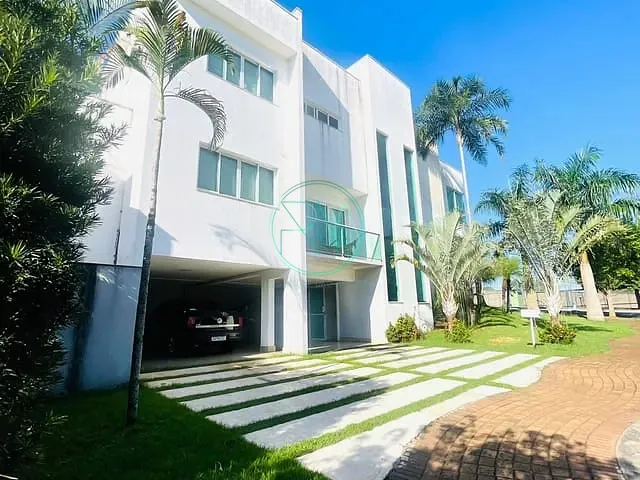 Casa com 400m² 3 quartos e 3 banheiros, à venda, no bairro Operária em Londrina