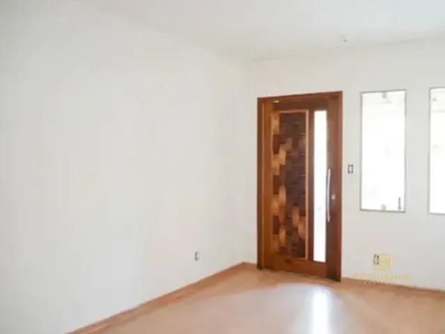 Casa 4 quartos e 3 banheiros, à venda, no bairro Brasilândia em Volta Redonda