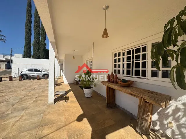 Casa com 800m² 3 quartos e 4 banheiros, à venda, no bairro Setor Habitacional Vicente Pires - Trecho 1 em Brasília