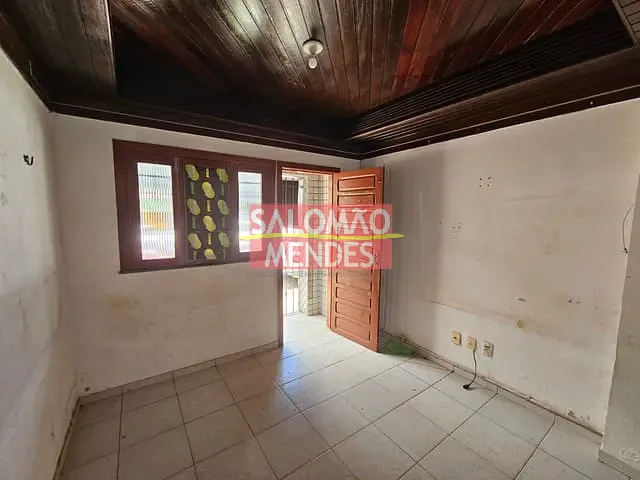Casa 3 quartos e 1 banheiro, à venda, no bairro Nazaré em Belém