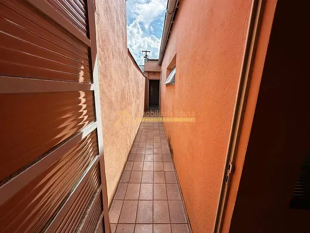 Casa com 180m² 3 quartos e 2 banheiros, à venda, no bairro Jardim Danúbio em Jundiaí