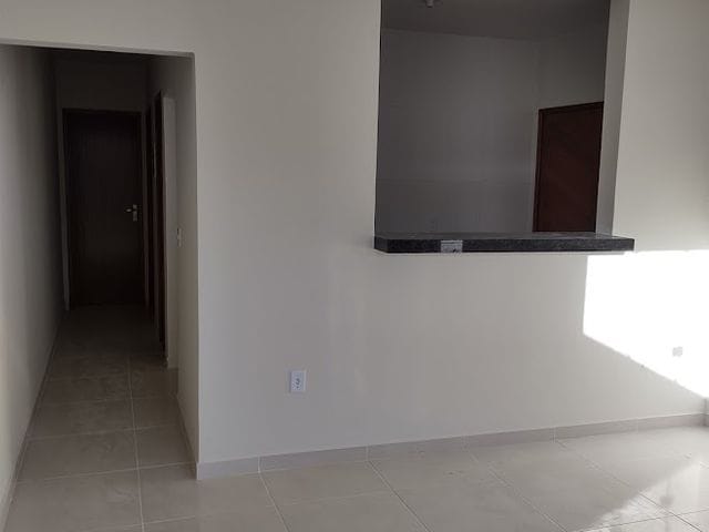 Casa com 180m² 2 quartos e 1 banheiro, à venda, no bairro Jardim Arco Íris em São Pedro da Aldeia