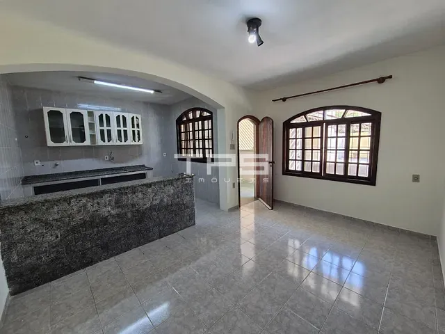Casa com 300m² 3 quartos e 2 banheiros, à venda, no bairro Parque Residencial Beira Rio em Guaratinguetá