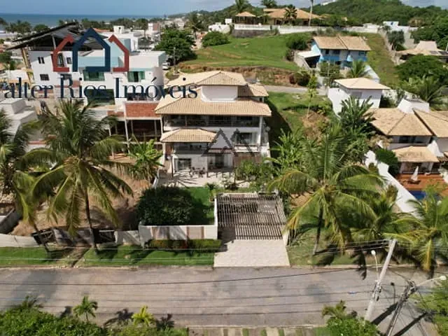 Casa 3 quartos e 3 banheiros, à venda, no bairro Zona Sul em Ilhéus