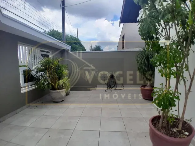 Casa 3 quartos e 3 banheiros, à venda, no bairro Residencial dos Imigrantes em Holambra