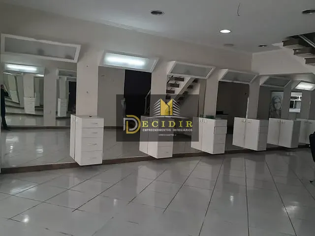 Casa com 213m², para alugar, no bairro Jardim Anália Franco em São Paulo