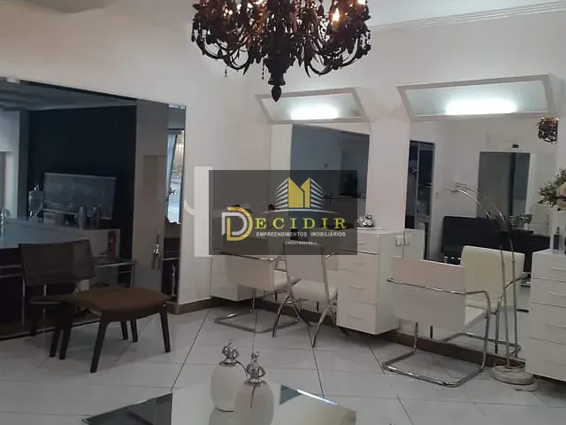 Casa com 213m², para alugar, no bairro Jardim Anália Franco em São Paulo