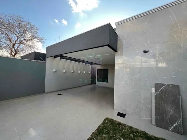 Casa com 225m² 3 quartos e 4 banheiros, à venda, no bairro Parque Residencial Rita Vieira em Campo Grande
