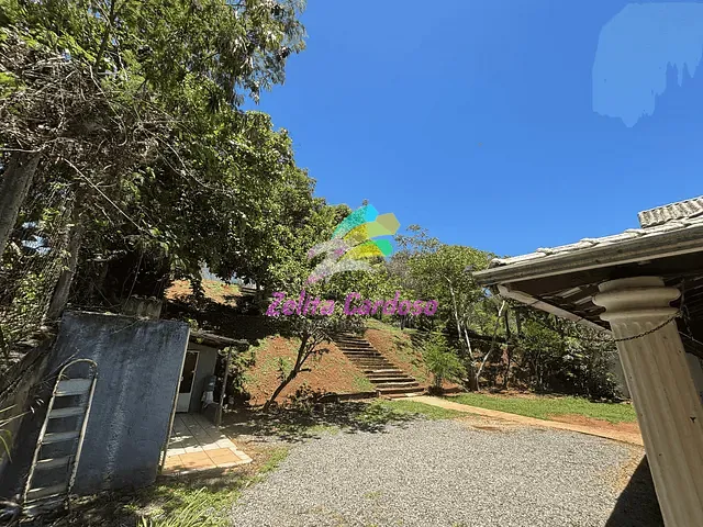 Casa com 2000m² 4 quartos e 2 banheiros, à venda, no bairro Condomínio Vale do Ouro em Ribeirão das Neves
