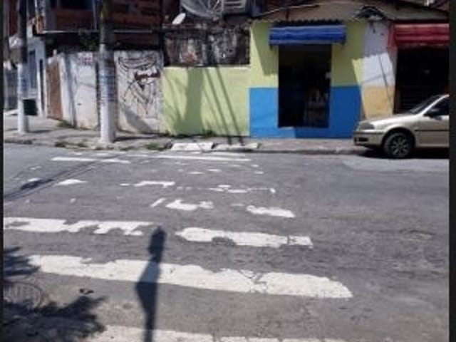 Casa com 317m², à venda, no bairro Jardim Miriam em São Paulo