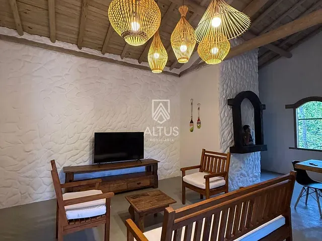 Casa 4 quartos e 5 banheiros, à venda, no bairro Trancoso em Porto Seguro