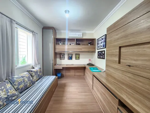Casa com 366m² 3 quartos e 3 banheiros, à venda, no bairro Capoeiras em Florianópolis