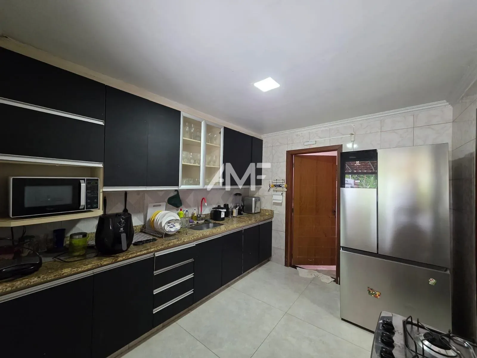 Casa, 3 quartos, 218 m² - Foto 2
