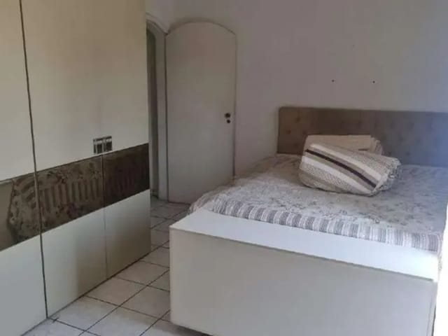 Casa 2 quartos e 2 banheiros, para alugar, no bairro Jardim Stella em Santo André