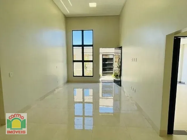 Casa com 210m² 3 quartos e 2 banheiros, à venda, no bairro Residencial Jardins Do Lago em Anápolis