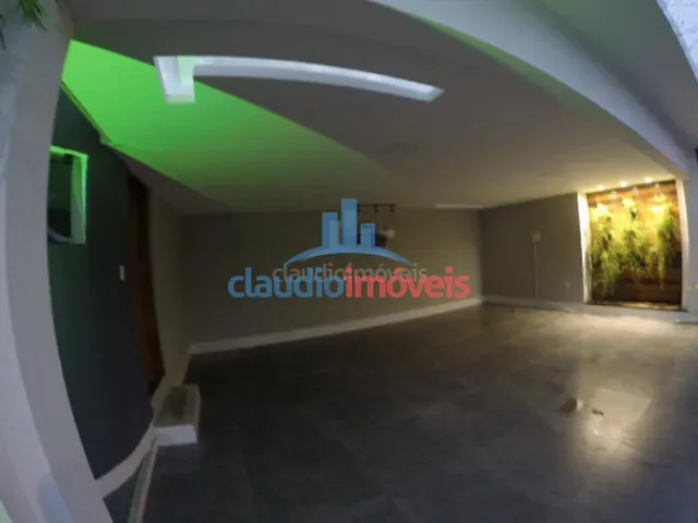 Casa com 453m² 2 quartos e 2 banheiros, à venda, no bairro Santa Rosa em Barra Mansa
