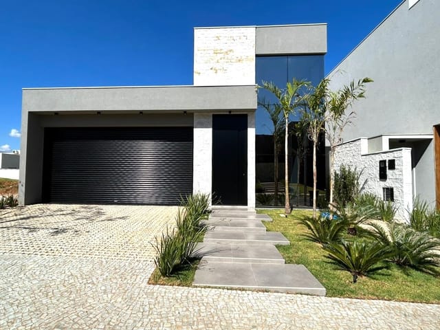 Casa 3 quartos e 4 banheiros, à venda, no bairro Village Santa Georgina em Franca