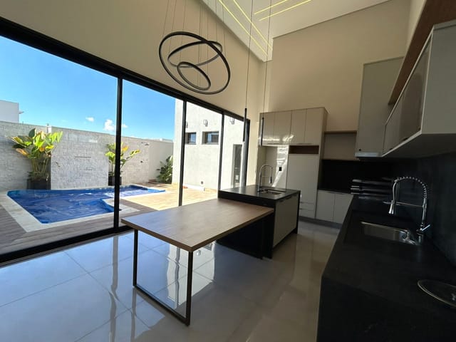 Casa 3 quartos e 4 banheiros, à venda, no bairro Village Santa Georgina em Franca