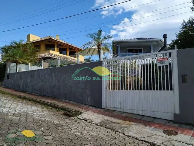 Casa com 480m² 5 quartos e 5 banheiros, à venda, no bairro Ingleses do Rio Vermelho em Florianópolis