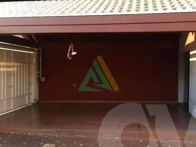 Casa com 300m² 3 quartos e 3 banheiros, à venda, no bairro Residencial do Bosque em Mogi Mirim