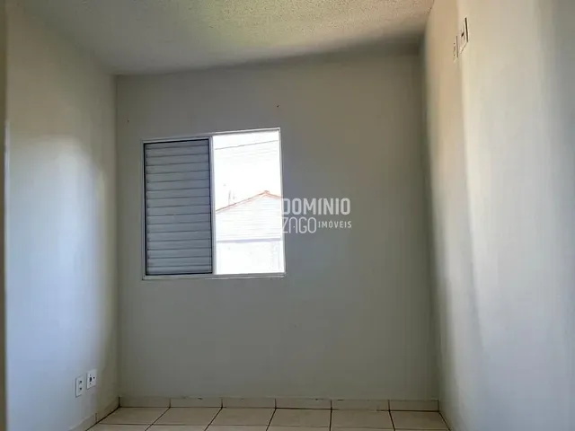 Casa com 143m² 3 quartos e 1 banheiro, à venda, no bairro Recreio dos Bandeirantes em Uberaba