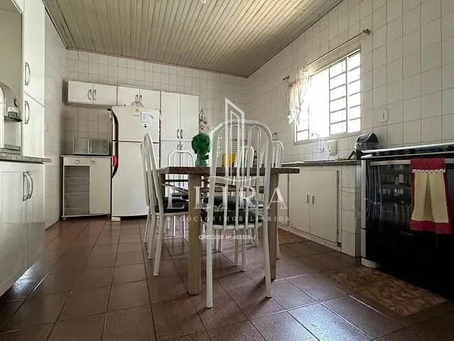 Casa com 280m² 2 quartos e 2 banheiros, à venda, no bairro Vila Amorim em Americana