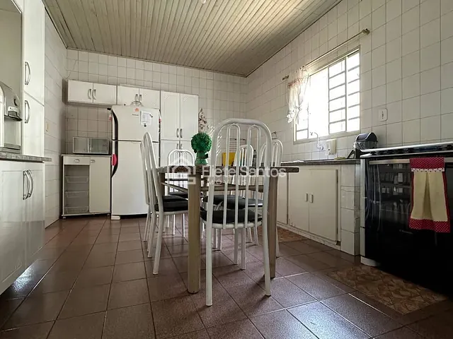 Casa com 280m² 2 quartos e 2 banheiros, à venda, no bairro Vila Amorim em Americana