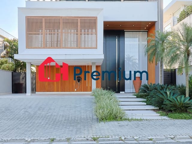 Casa 5 quartos e 8 banheiros, à venda, no bairro Barra da Tijuca em Rio de Janeiro