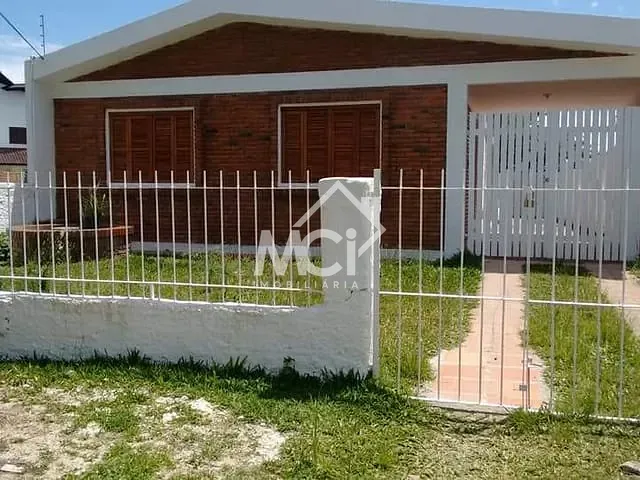 Casa 3 quartos e 1 banheiro, à venda, no bairro Laranjal em Pelotas