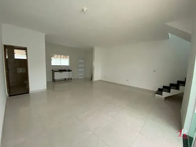 Casa 3 quartos e 3 banheiros, à venda, no bairro Gaivota (Praia) em Itanhaém