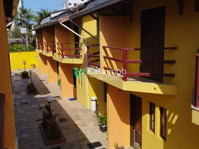 Casa 2 quartos e 2 banheiros, à venda, no bairro Vila Atlântica em Mongaguá